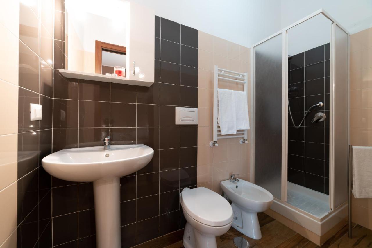 Myricae Rooms Affittacamere No Late Arrival Fiumicino Eksteriør bilde